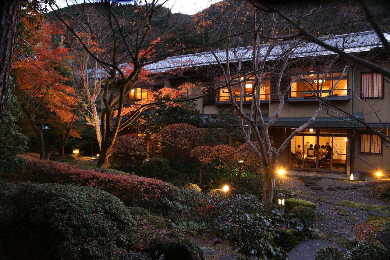 Suimeikan Gero Exterior foto A traditional ryokan in Kyoto